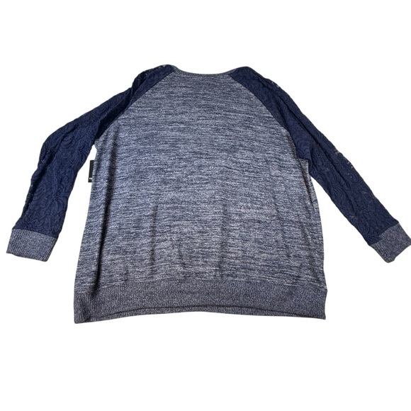 TORRID LONG SLEEVE TOP LACE SLEEVE SHIRT SWEATSHIRT Size 4 NEW With Tags - Picture 3 of 4
